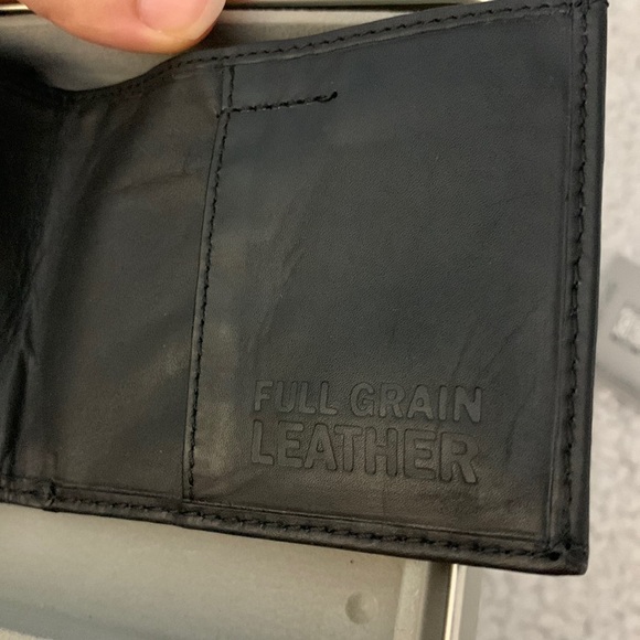 Black Genuine Full Grain Leather Wallet - Picture 13 of 15